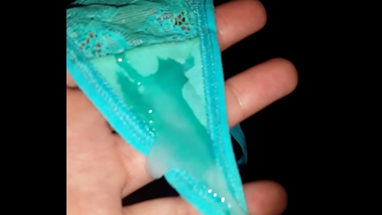 la tanga de mi t&iacute;a llena de leche