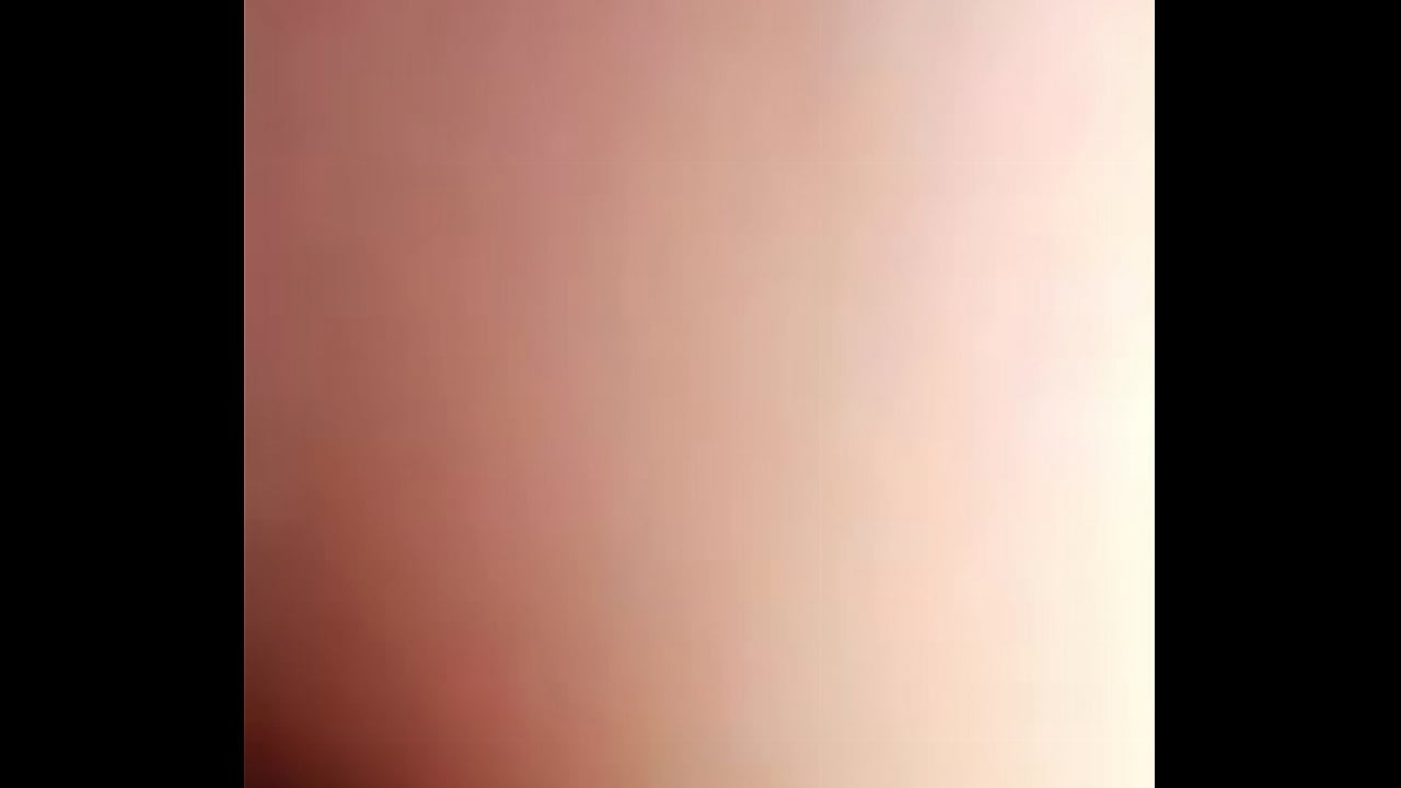 Le gusta sentarse en mi pene