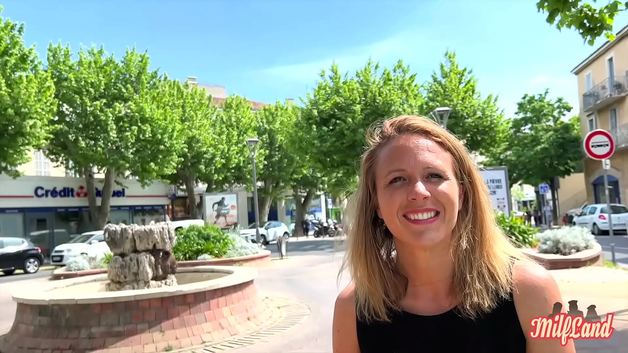 Ma chatte r&eacute;clame une bonne bite Part 1