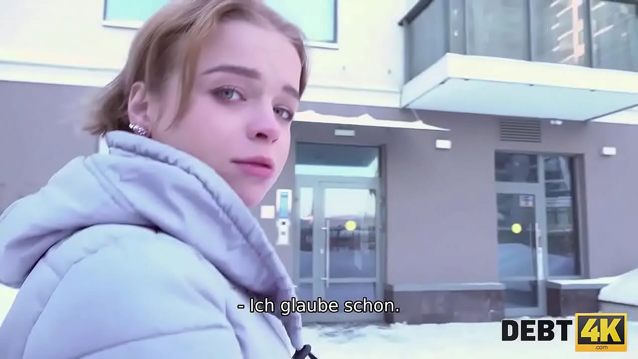 Debt4k. Der 20-j&auml;hrige Schatz Calibri Angel verkauft ihren Mund und Arsch f&uuml;r eine Schuld