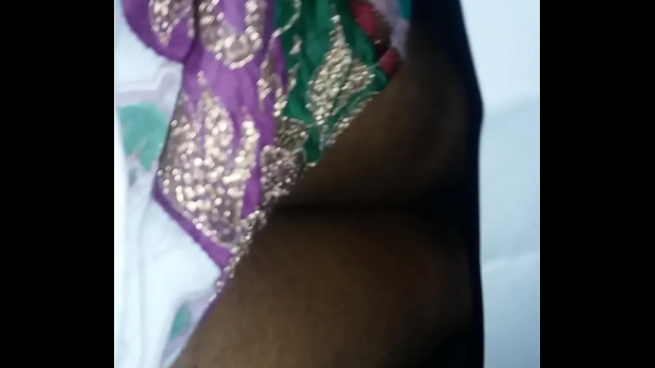 Tamil Village Wife Lakshimi show my shiny thighs in night time no one alone in my home