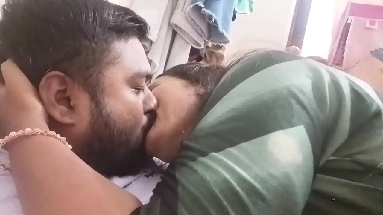 Desi Indian couple Enjoying Natural sex
