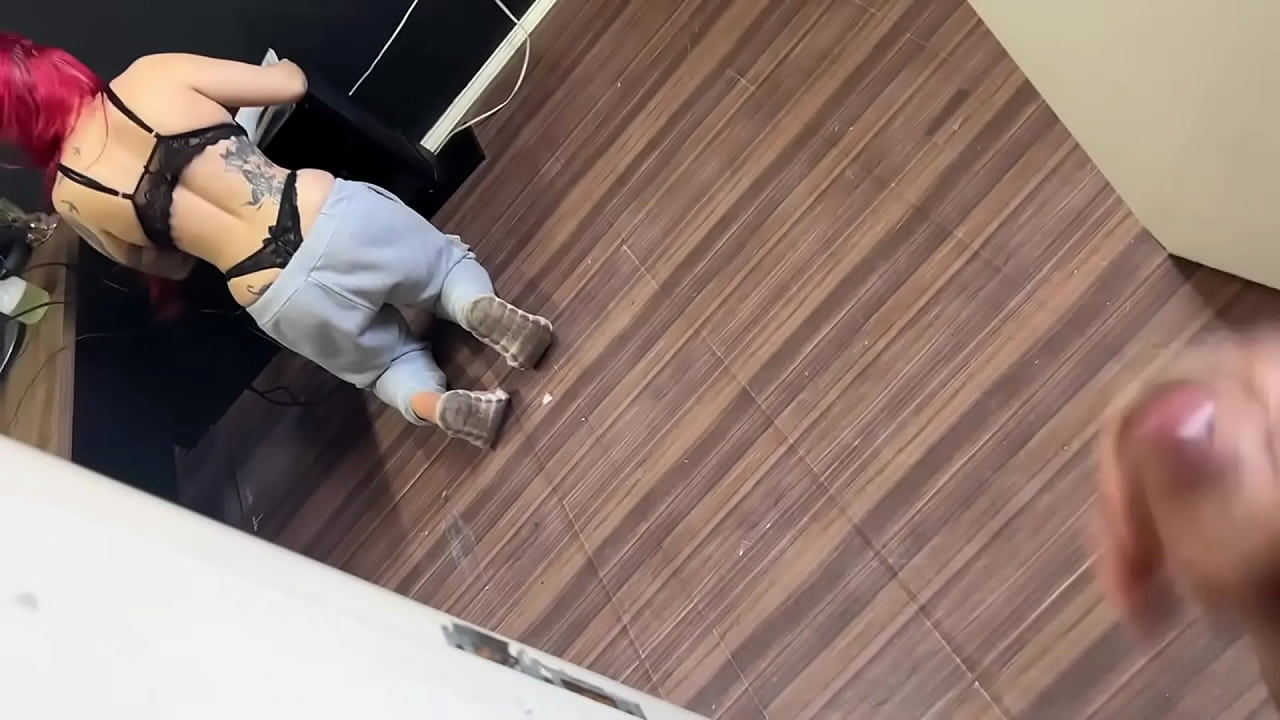 Faxina Interrompida Camila Vegas: Surpresa na Cara