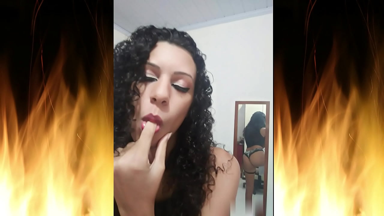 Jade, spectacular brunette - PART 01