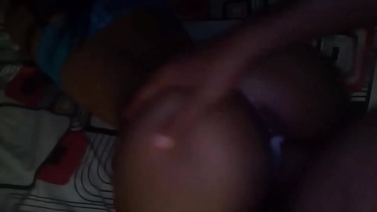 Este Co&ntilde;o Devora mi Verga, Su Apretado Agarre Me Absorbe Completamente