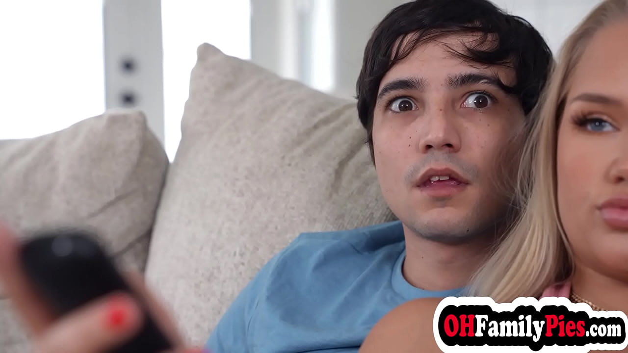 Sexy teen stepsis and her friend sucked big dick and enjoyed hardcore pussy fucking