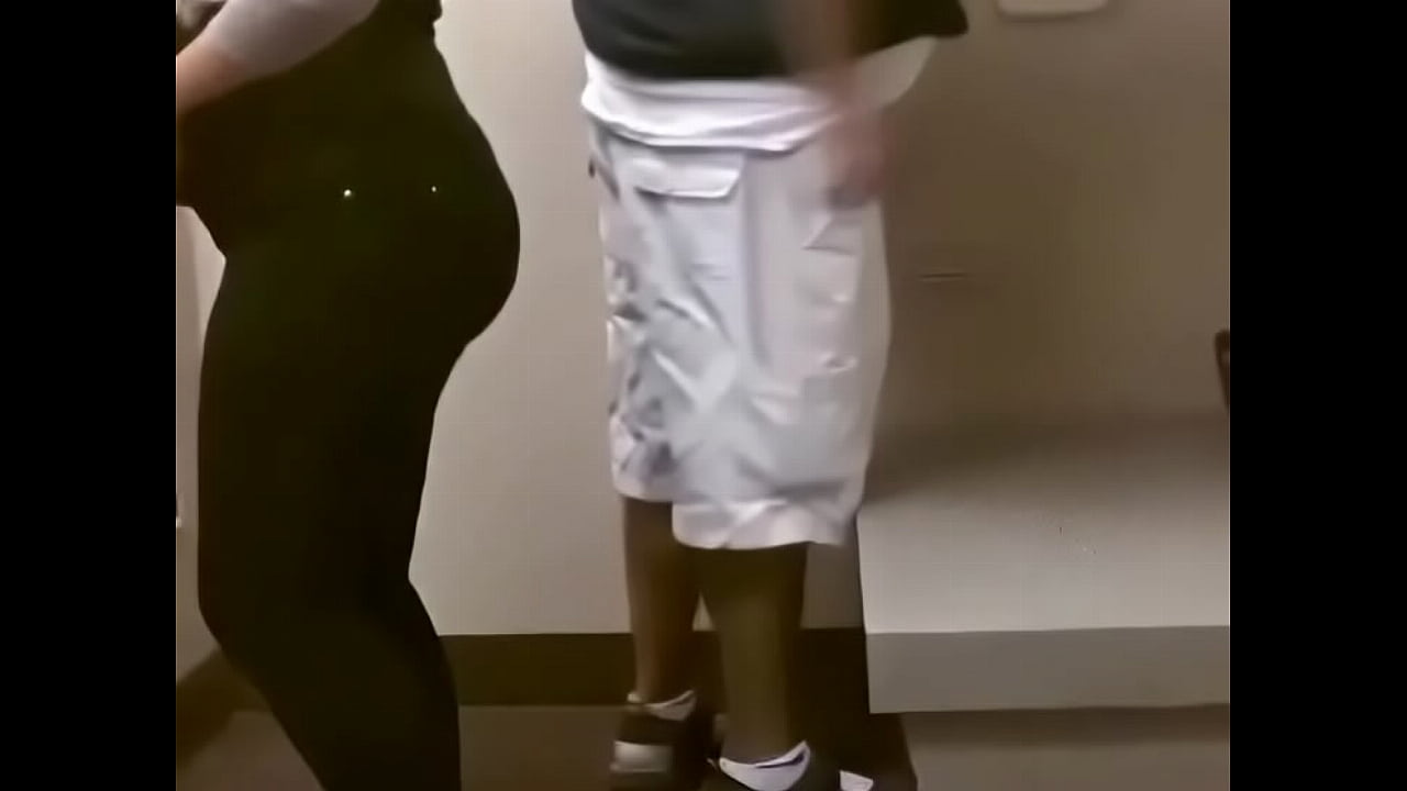 Trepando escondido com a esposa do melhor amigo!!!