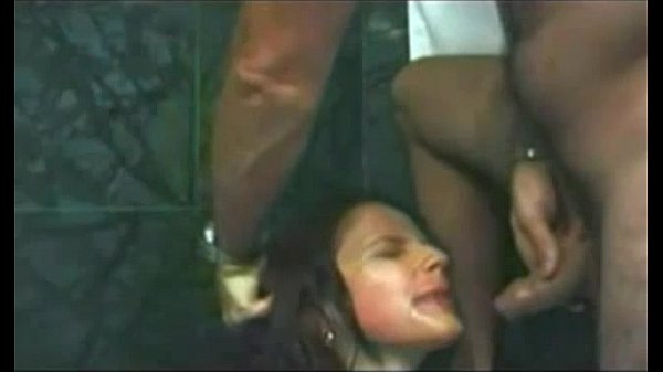 Kinga Barjo piss & love