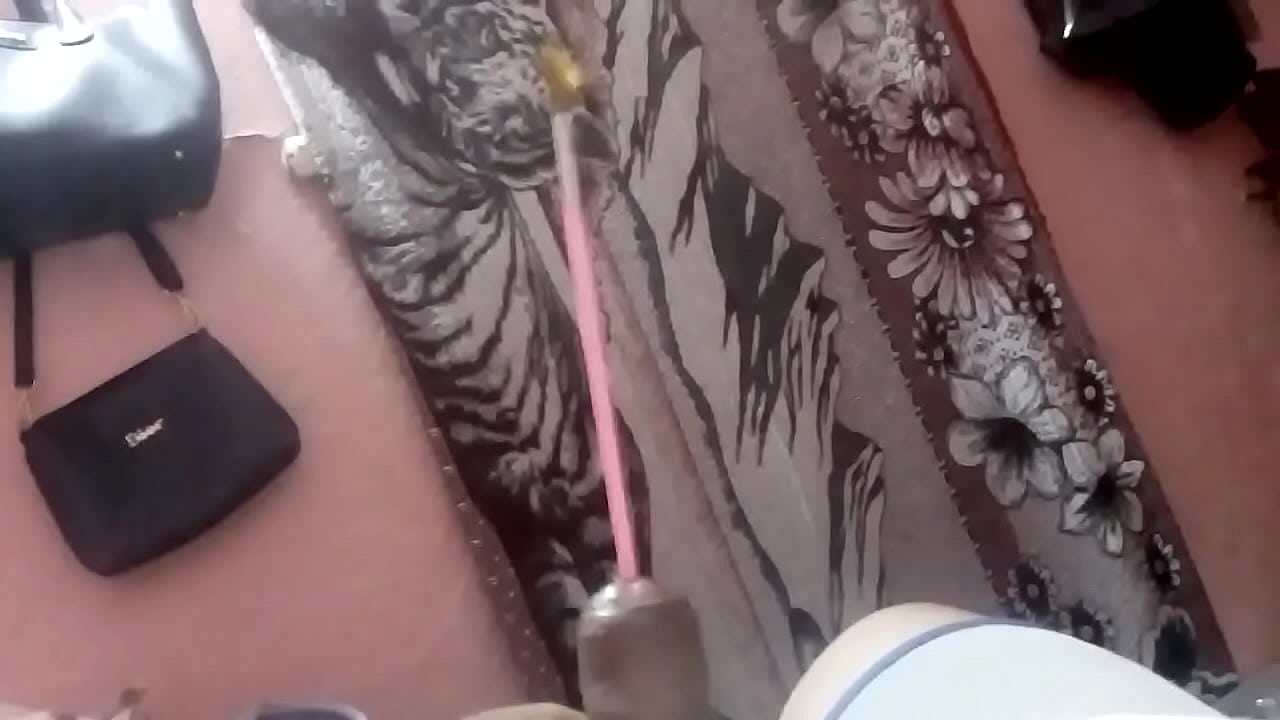 Inserci&oacute;n uretra solo en casa