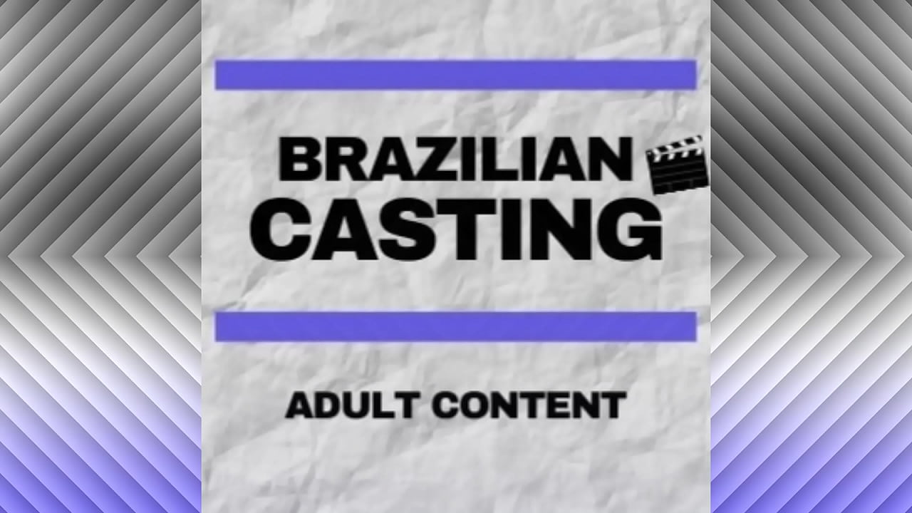 SEXO A TRES NA CAMA COM O CORNO E OS AMIGOS COMENDO GOSTOSA SUA MULHER.