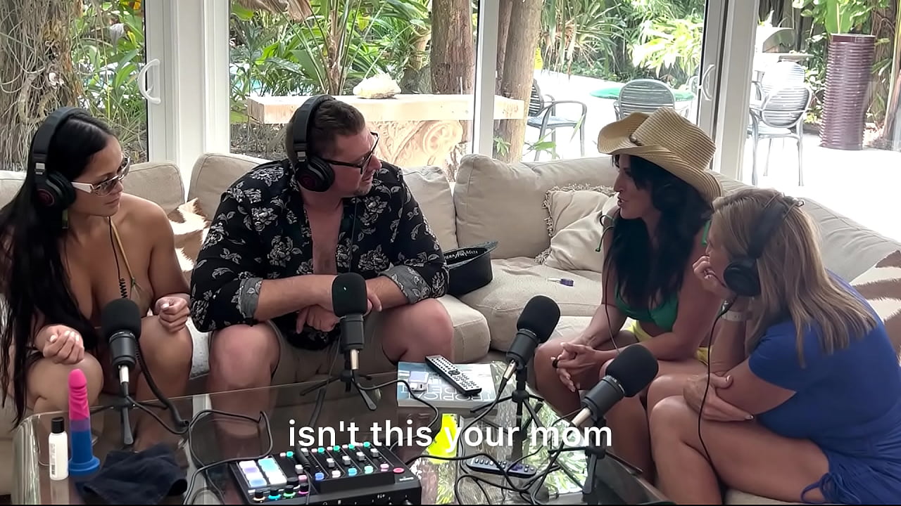 Cruz'n With Abi James and Sunni Daize