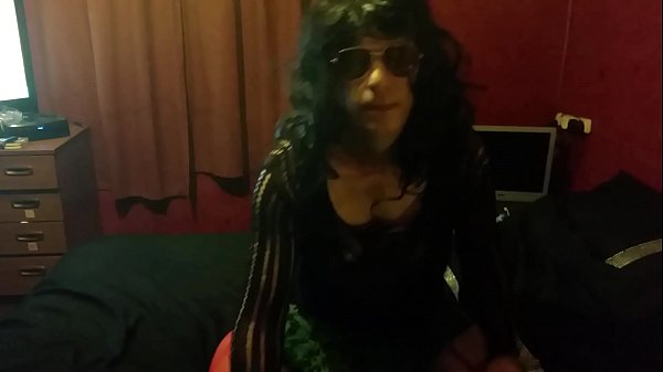 sissy wants to suck cock and shows his skills