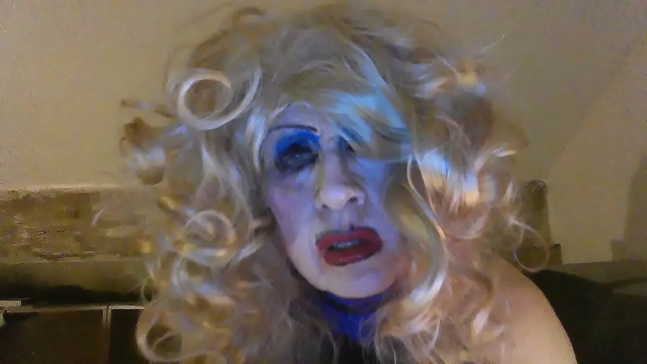 Cum all over this sissy smoking tranny fag