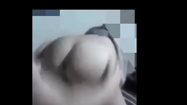 Novinha apertadinha de quatro! S&oacute; cabecinha pra n&atilde;o machucar