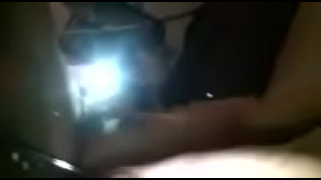 Mi novia se exita y me manda un video m&aacute;sturb&aacute;ndose