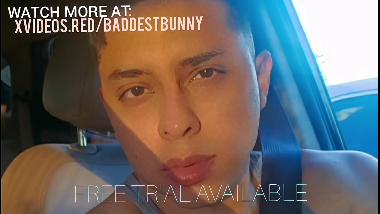 Puta pasiva con tremendo culo quiere leche (Instagram: Baddestbunnyofficial  )