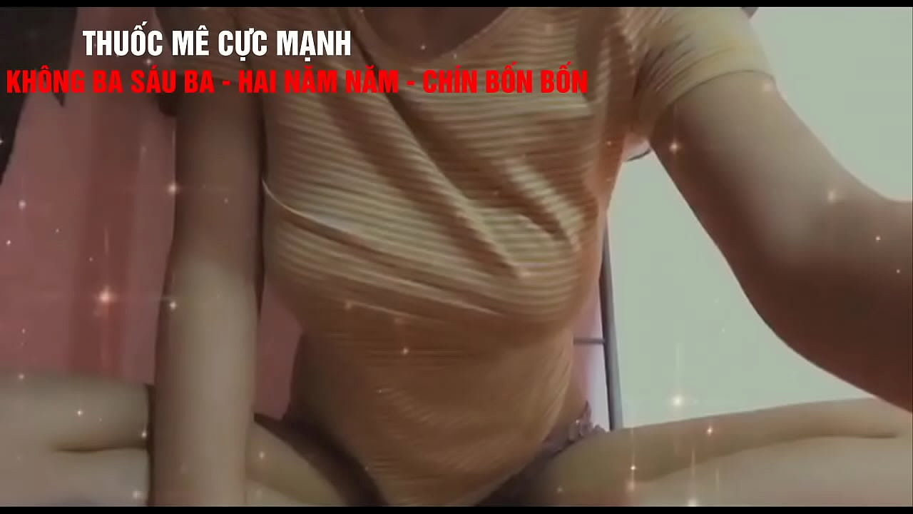 Bạn g&aacute;i t&ocirc;i rất d&acirc;m muốn chia sẻ anh em some c&ugrave;ng