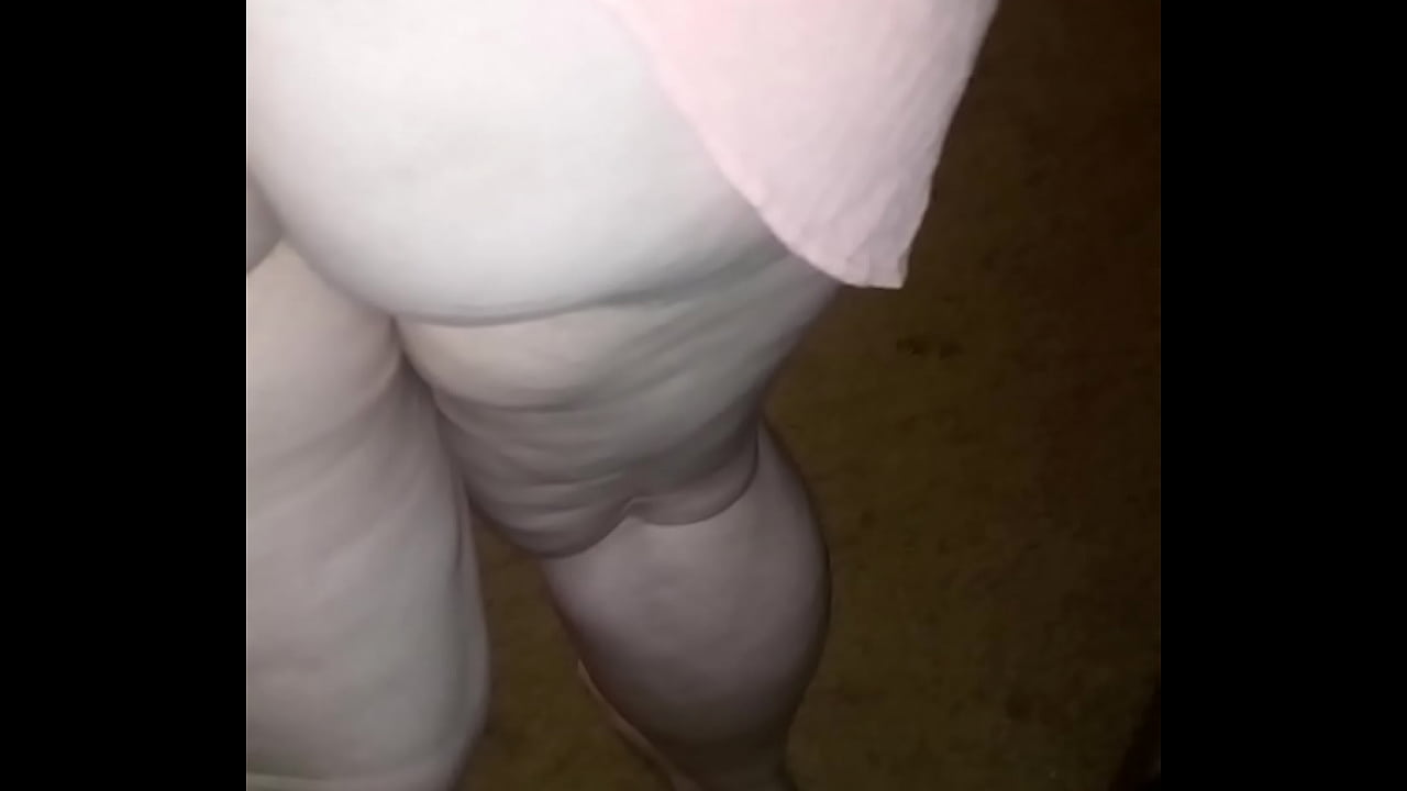 Head from a white BBW