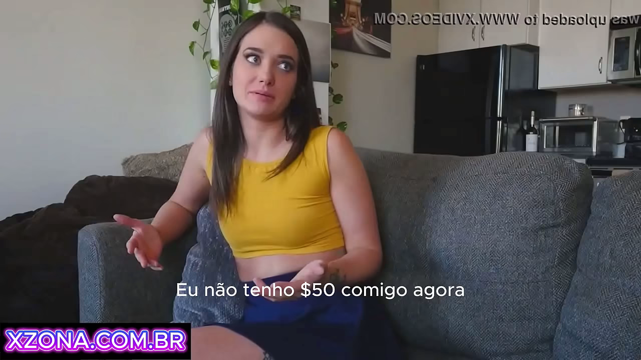 Meia-irm&atilde; safada precisou de ajuda com a li&ccedil;&atilde;o de casa - Legendado