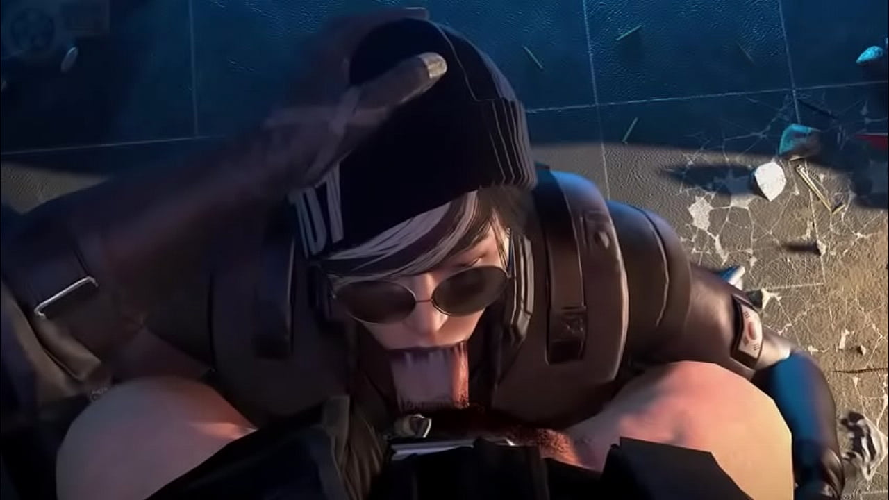 A teammate helps ya cool off after a intense match in R6