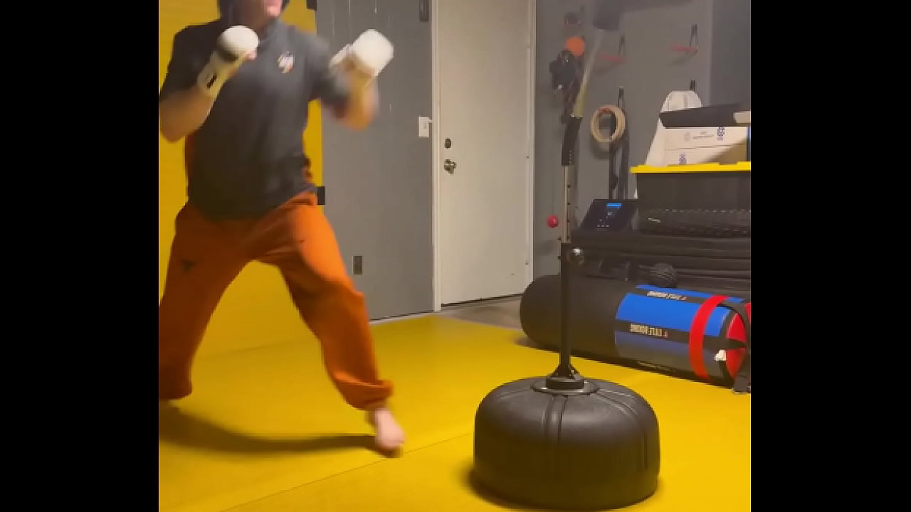 When they ask me what porn I watch  ? ⭐️: CassieBsMAN