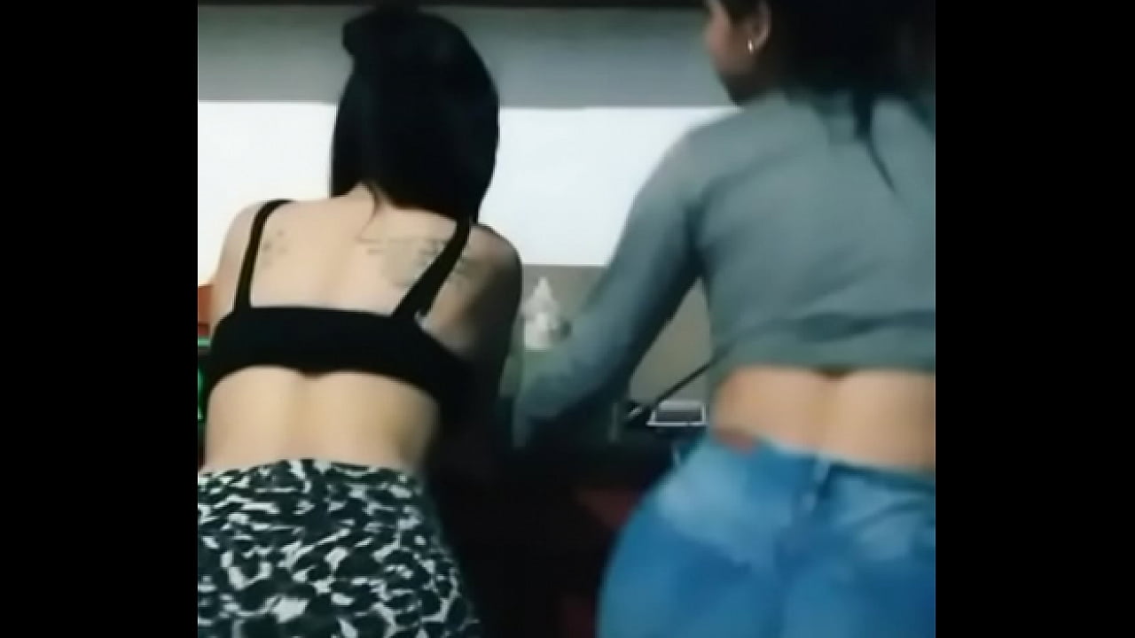 Nenas con tremendo culo