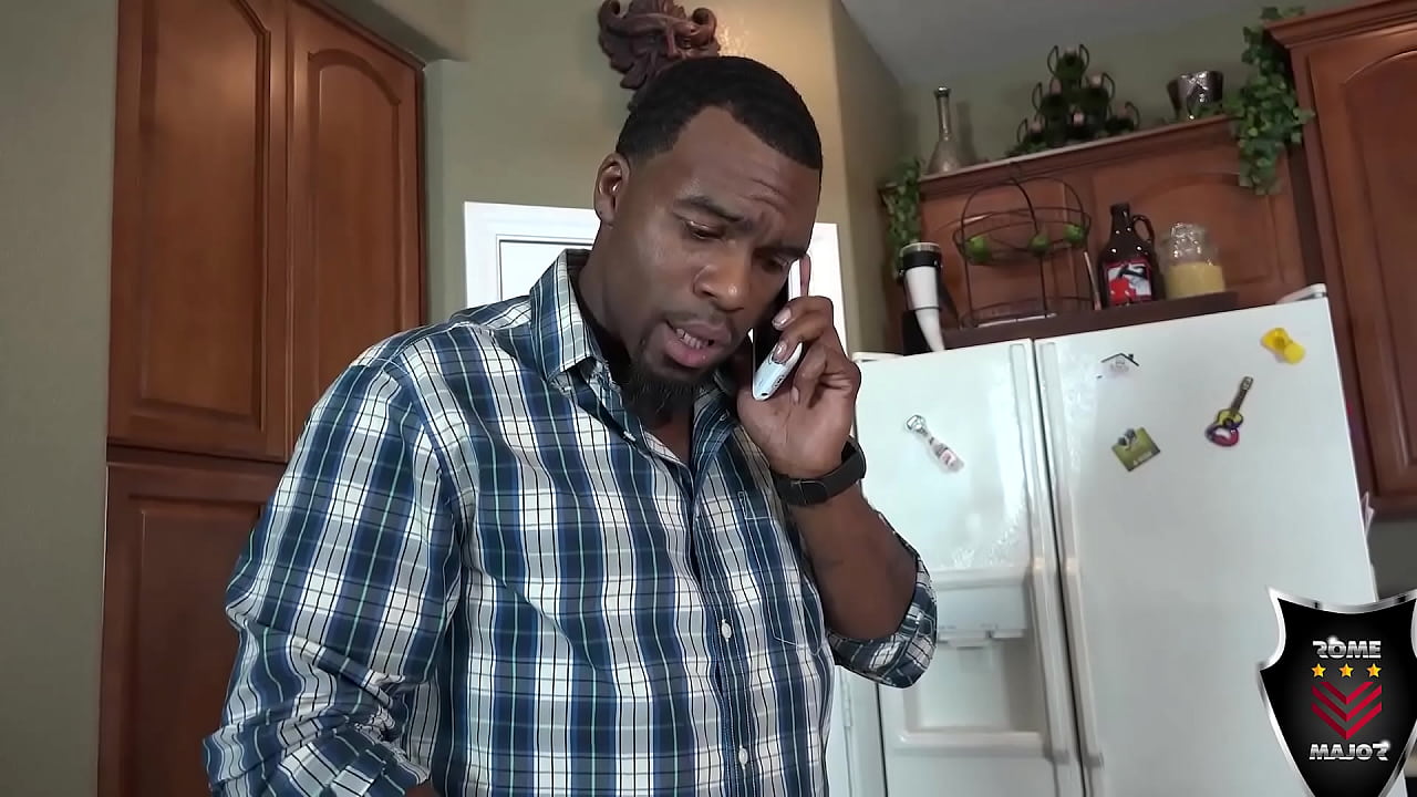 Horny Hunk Rome Major In Threesome With The Maid Who Works For Sperm!