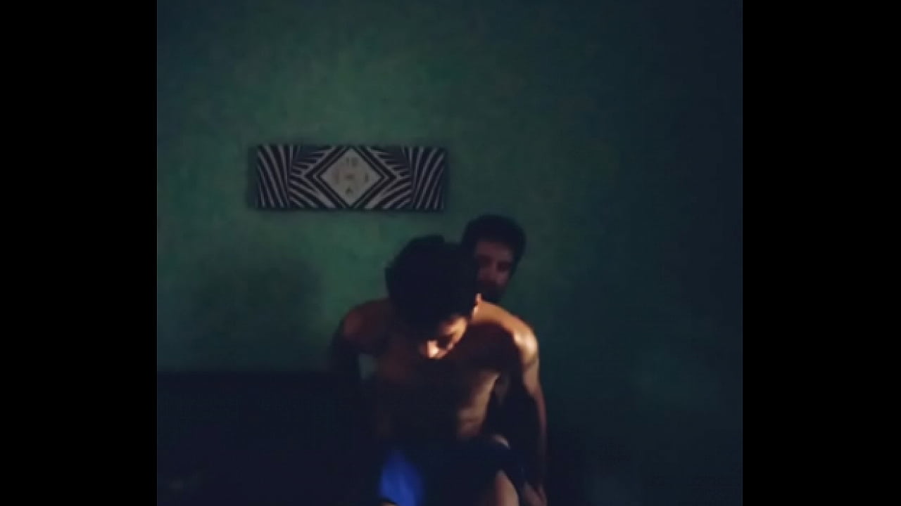 Sexo en el sof&aacute;.