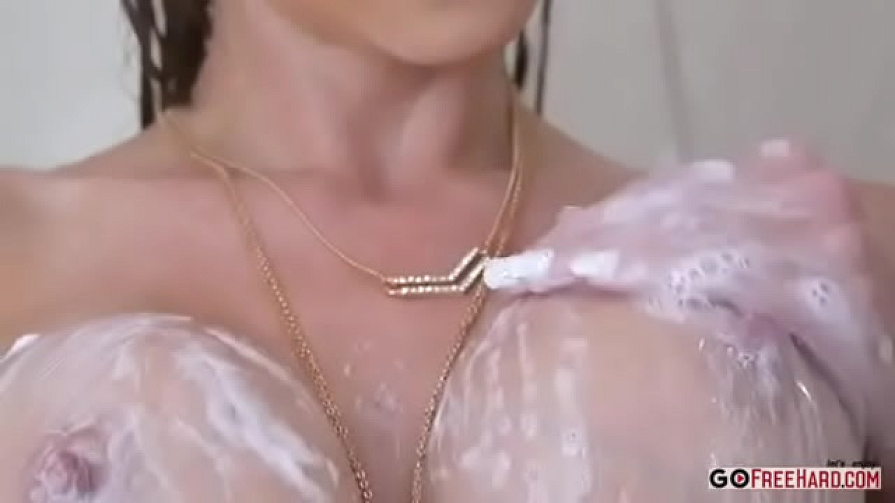 what is her name pls ?