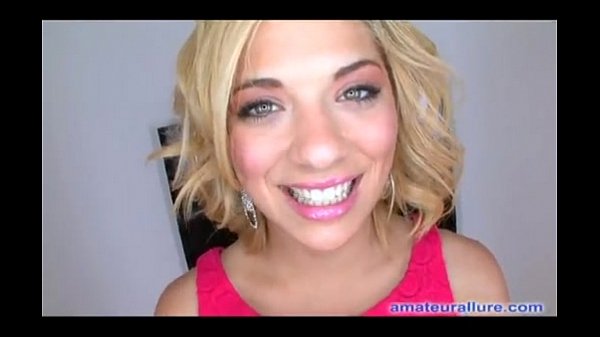 Hot Blonde Sucks the Love Stick