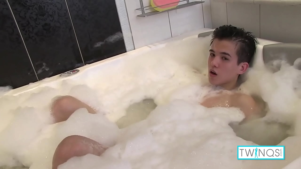 Sexy Brunette Twink Xander H Fingers His Love Hole While Rubbing His Cock!