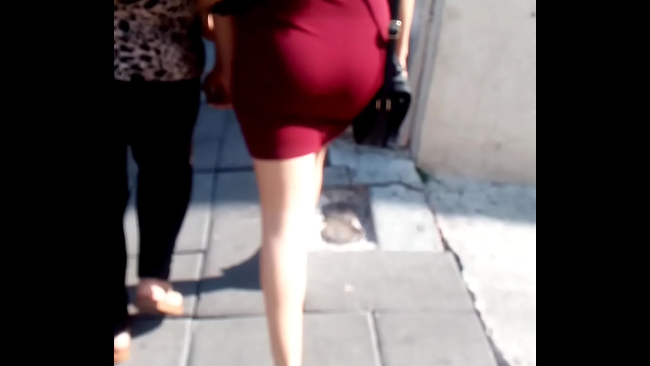 Milfs sex in the streets II