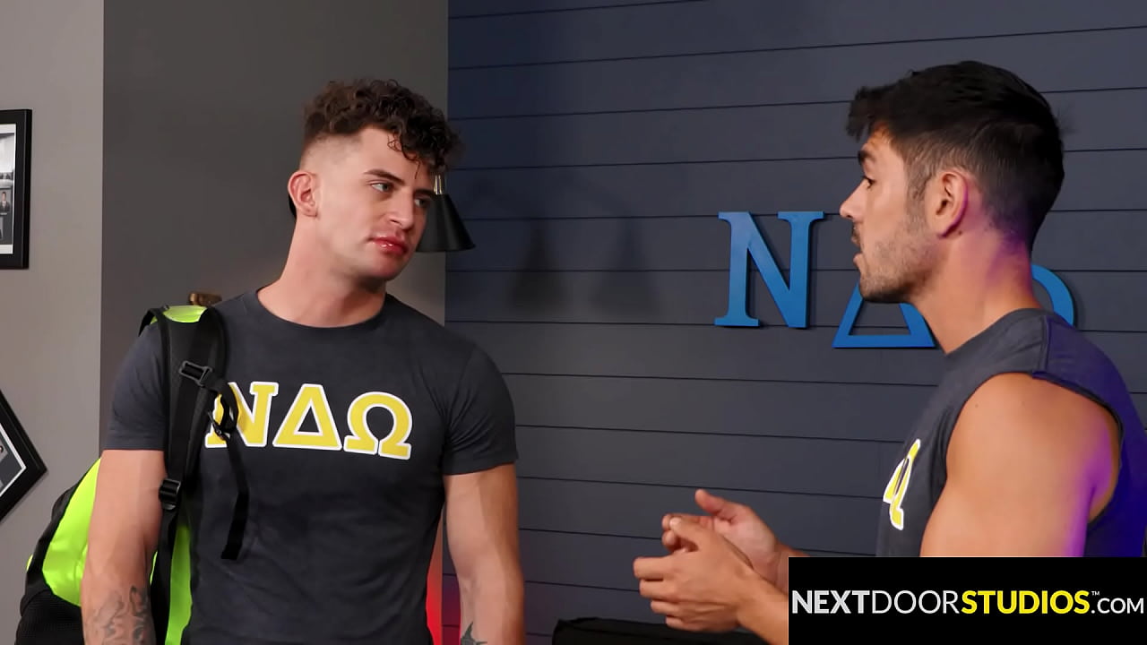 Hunk Fratboys Suck & Fuck - NextDoorStudios