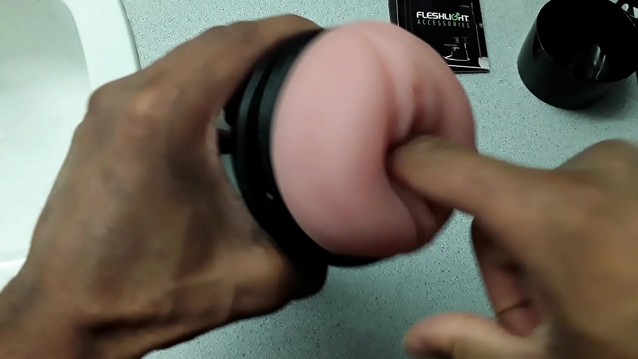 UNBOXING And Trying Out New Toy