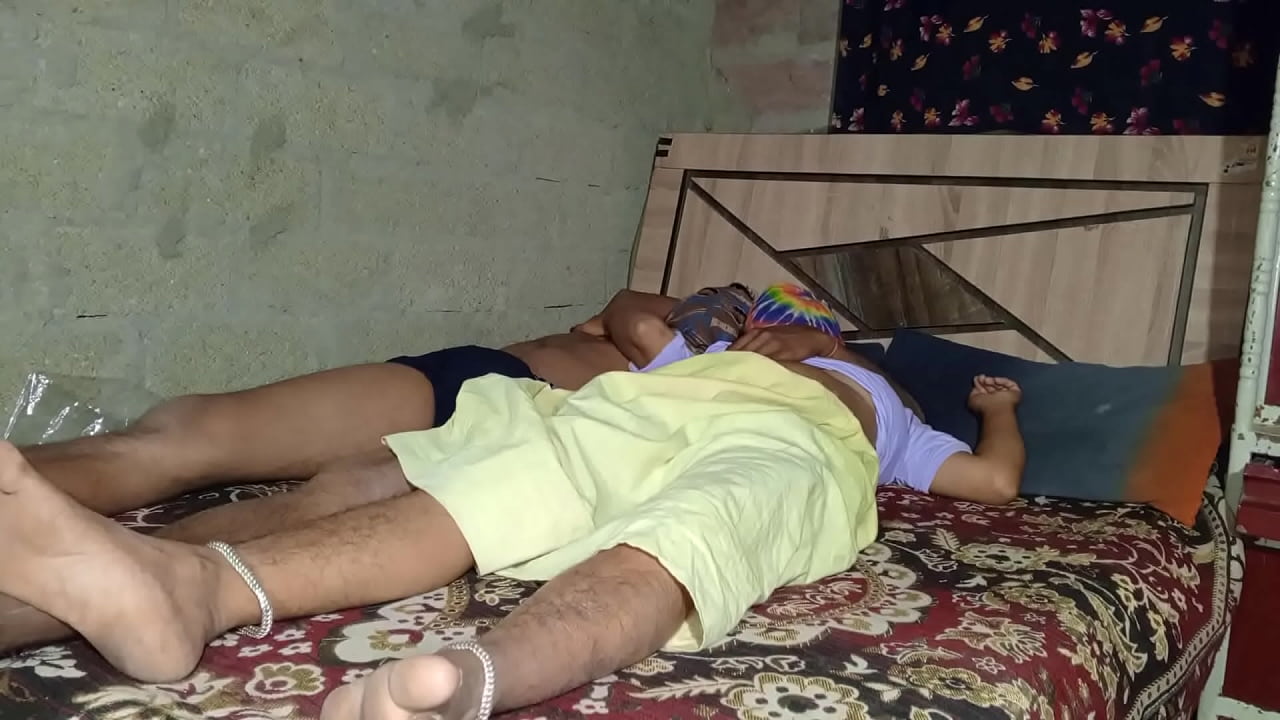 Bhabhi ko raat me jor se chudhai