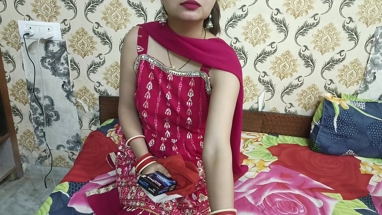 I suck my step brother in law penis in Occasion of Christmas he gifted a condom rough sex in hindi audio