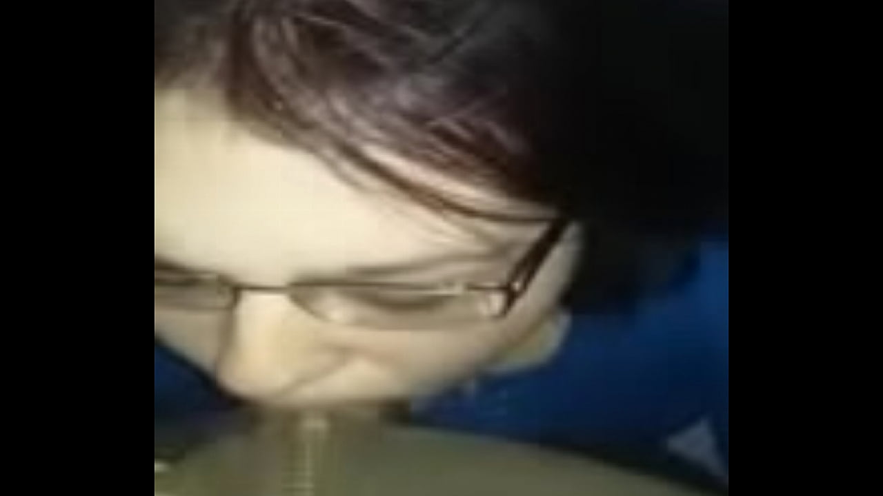 chubby thot sucking cock dry.