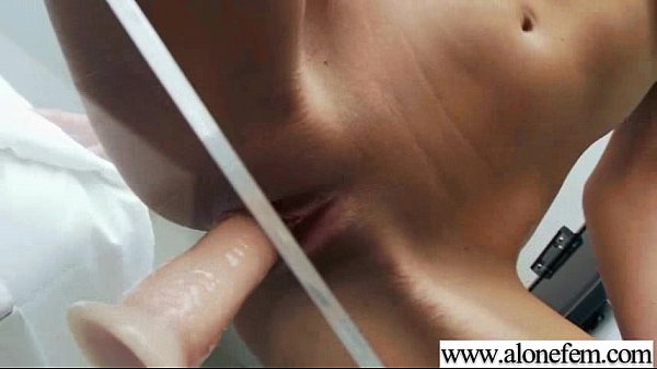 Sexy Solo Girl Use All Kind Of Stuff Till Climax clip-01