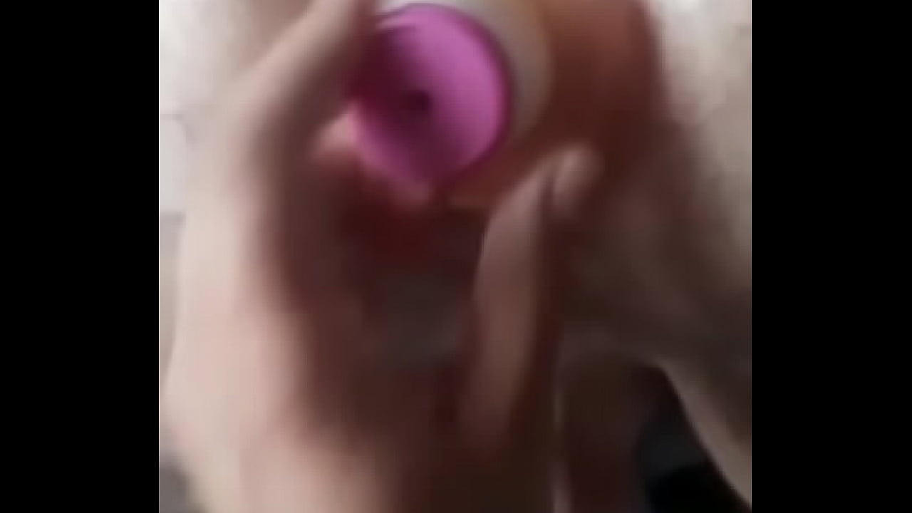 Fodendo o cu do branquinho