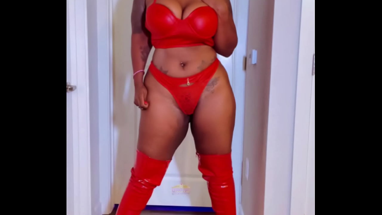 Mistress Sky Monday ️