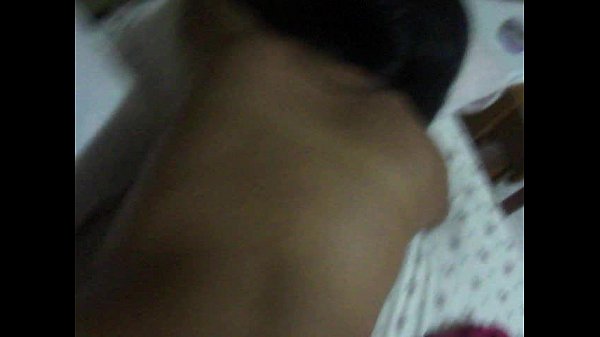 Cachando a una joven ile&ntilde;a