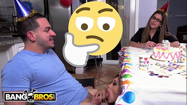 BANGBROS - Holly Hendrix Wants A Dick In Her Butt For Her 18th Bday