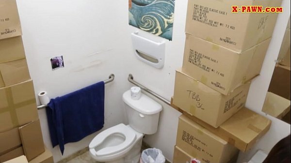 Cute babe rammed for a big silver chain