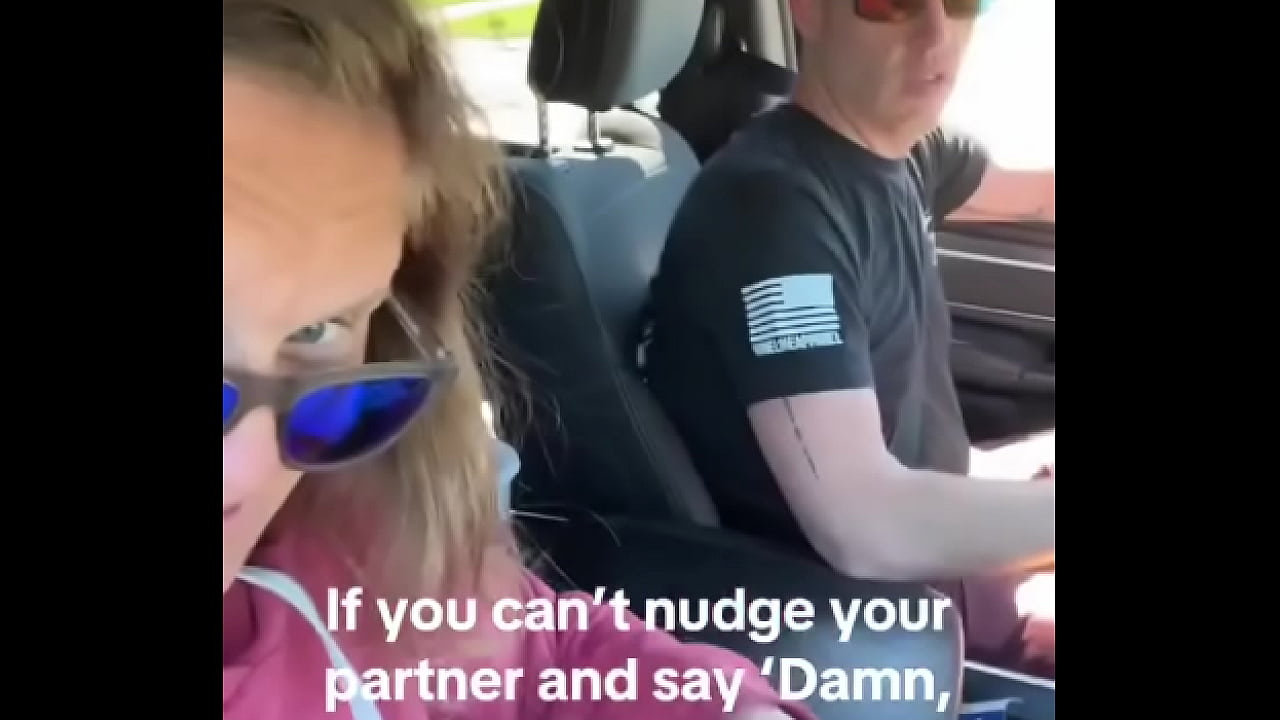 Healthy relationships include teamwork... and by teamwork, I mean pointing out top-tier asses together.