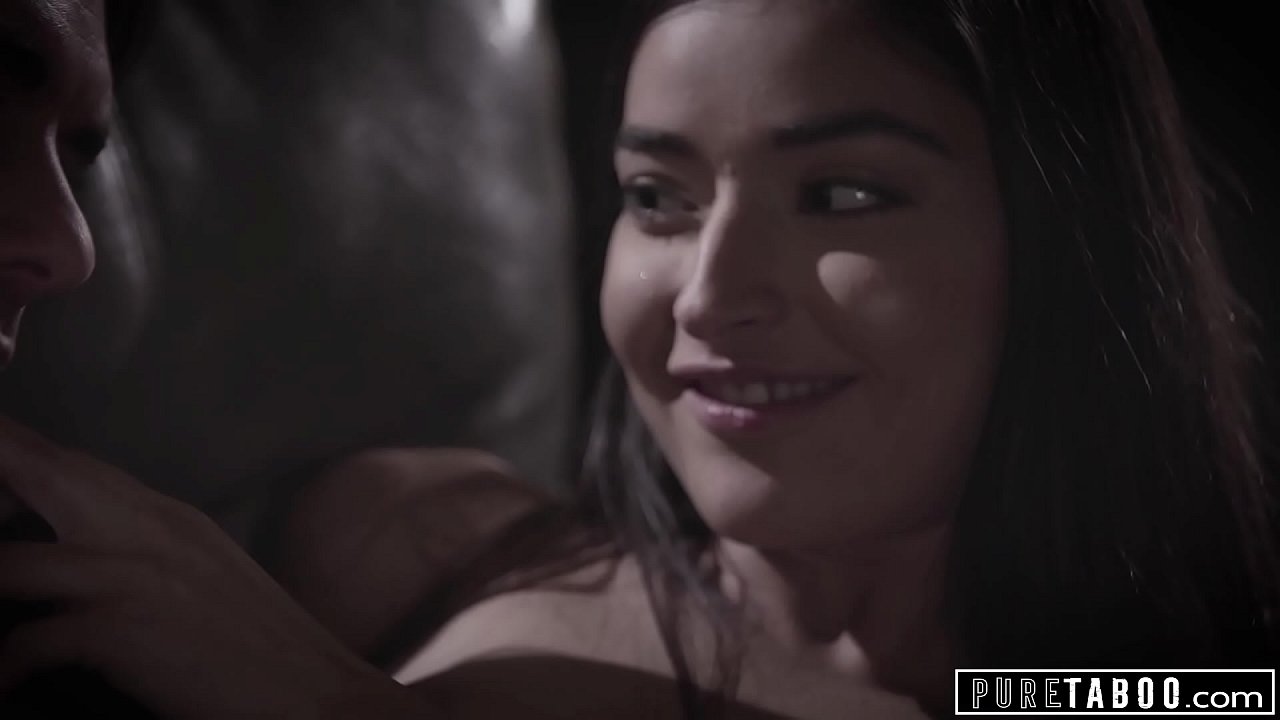 Teen Babe Has Sex with Her Loser Stepuncle