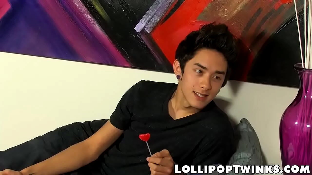 Bottom twink ass fucked and jizzed on