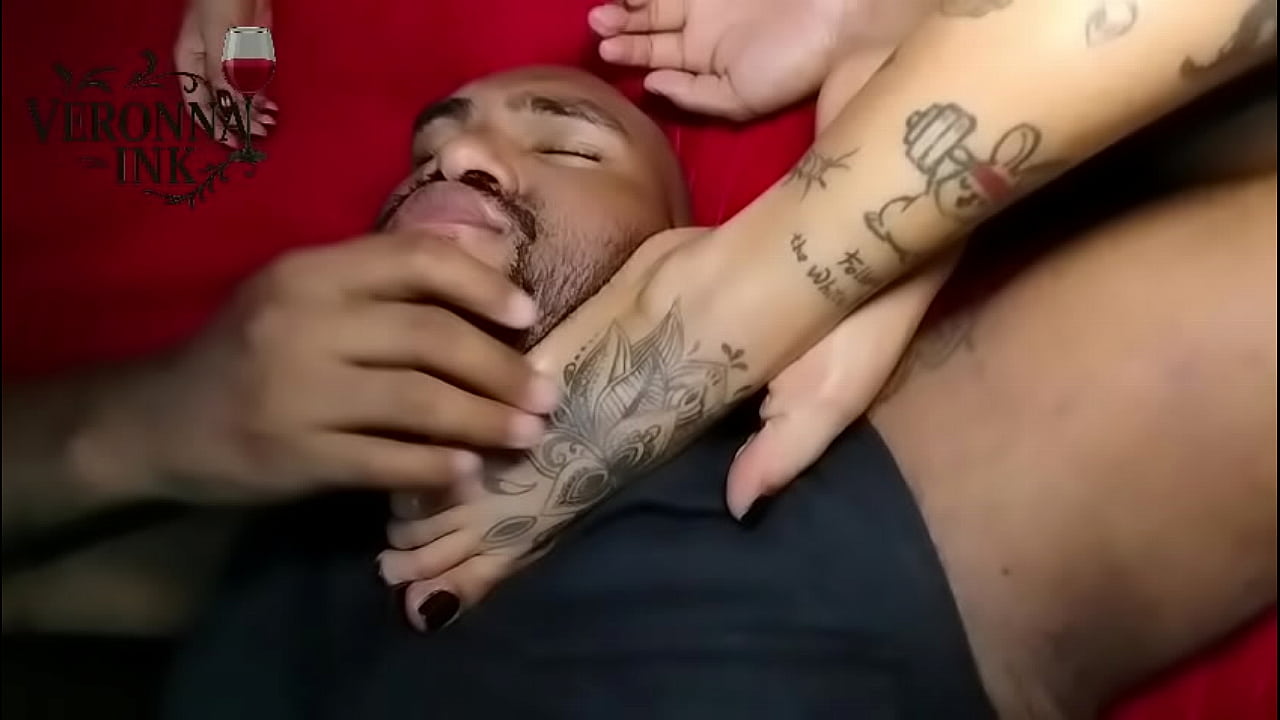 Podolatria Depois do Trabalho &mdash; Veronna Descansa e Recebe Aten&ccedil;&atilde;o (2)