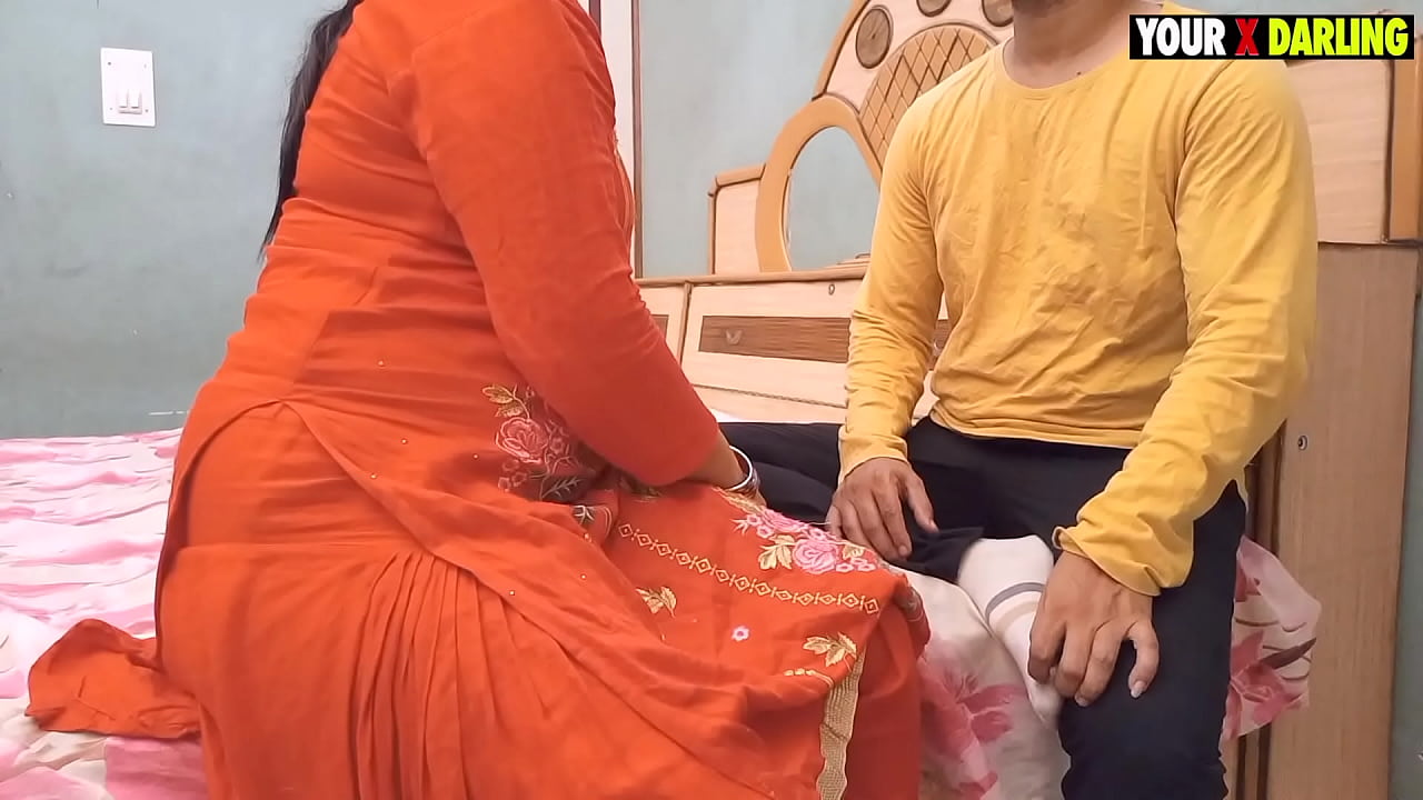 Stepmom Seduces Stepson By Sending Him Photos Of Her Big Tits - PervMom