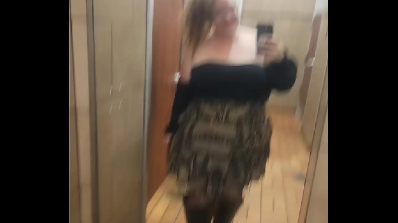 Bbw shows off new outfit