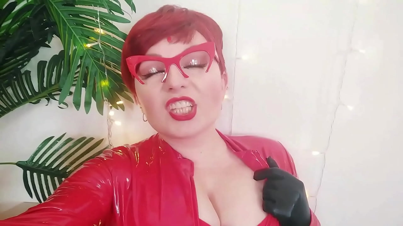 selfie video of fetish MILF